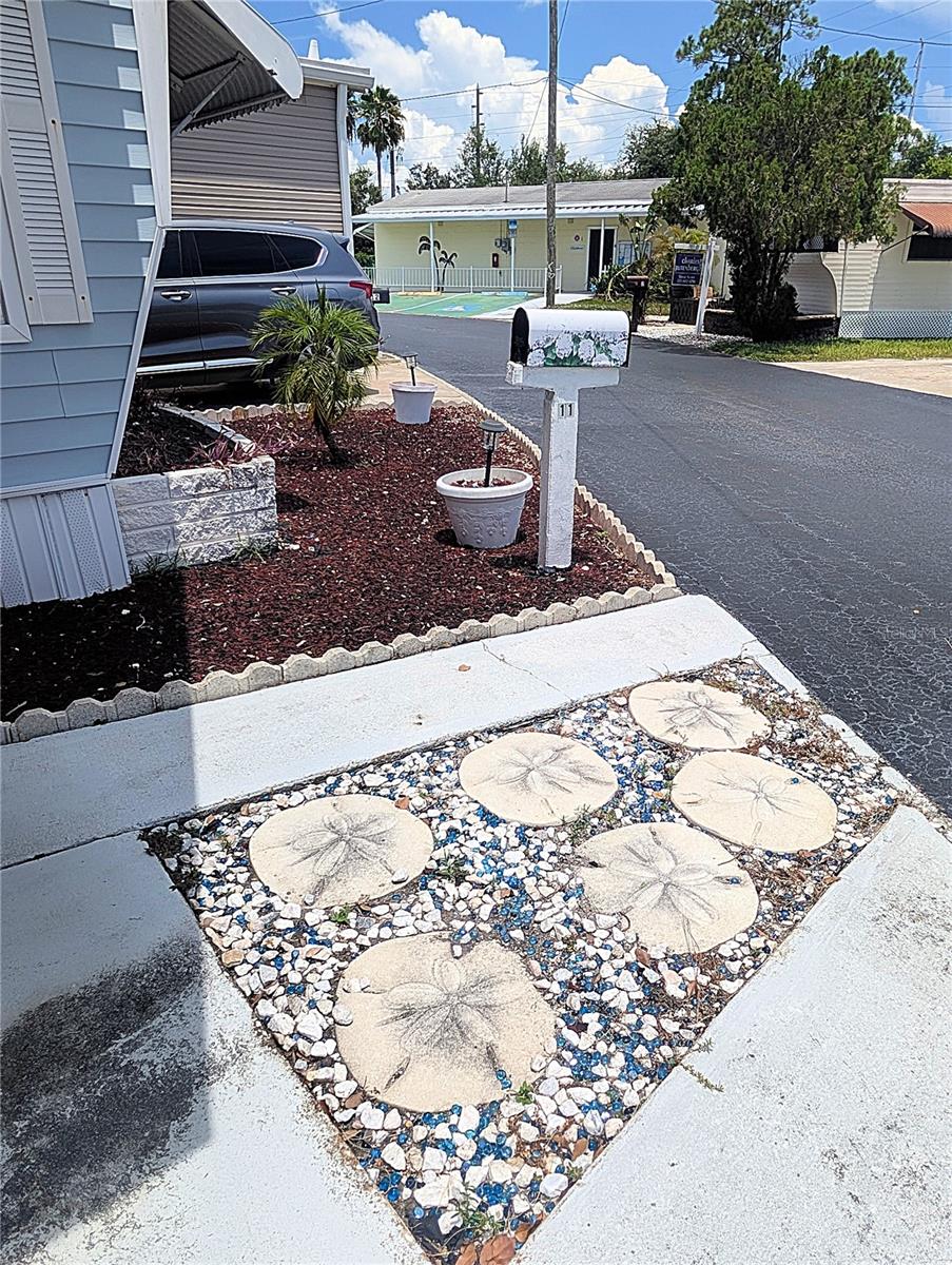 Image 18 of 25 For 7801 34th Avenue N 11