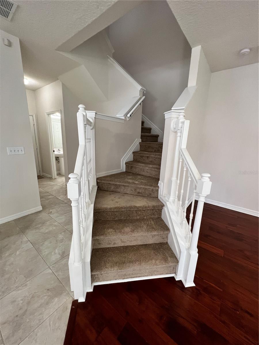 Image 17 of 34 For 546 52nd Avenue N