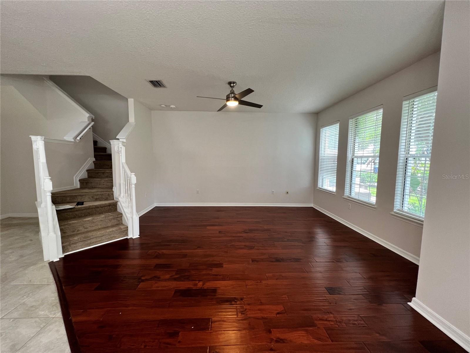 Image 7 of 34 For 546 52nd Avenue N