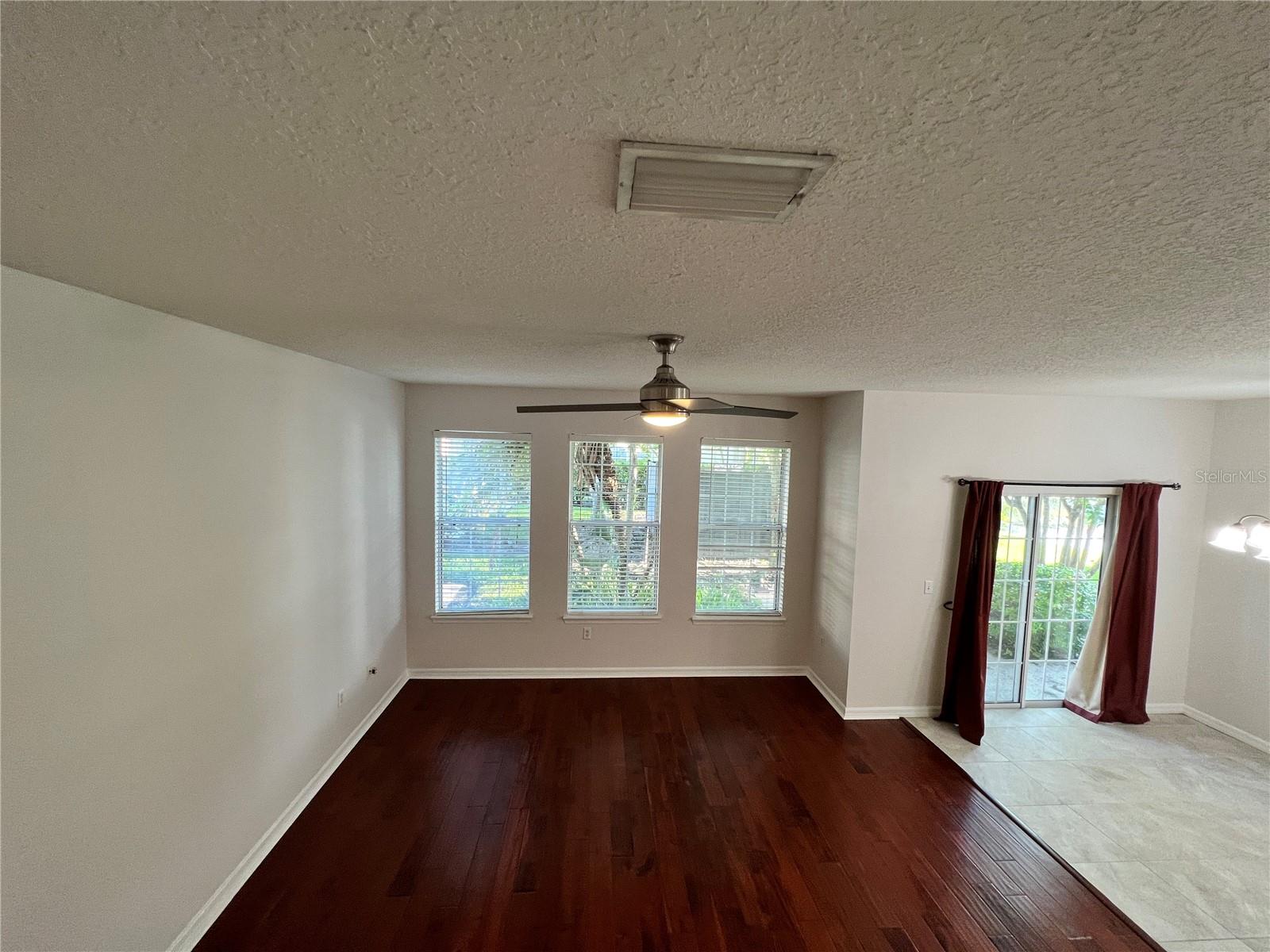 Image 8 of 34 For 546 52nd Avenue N
