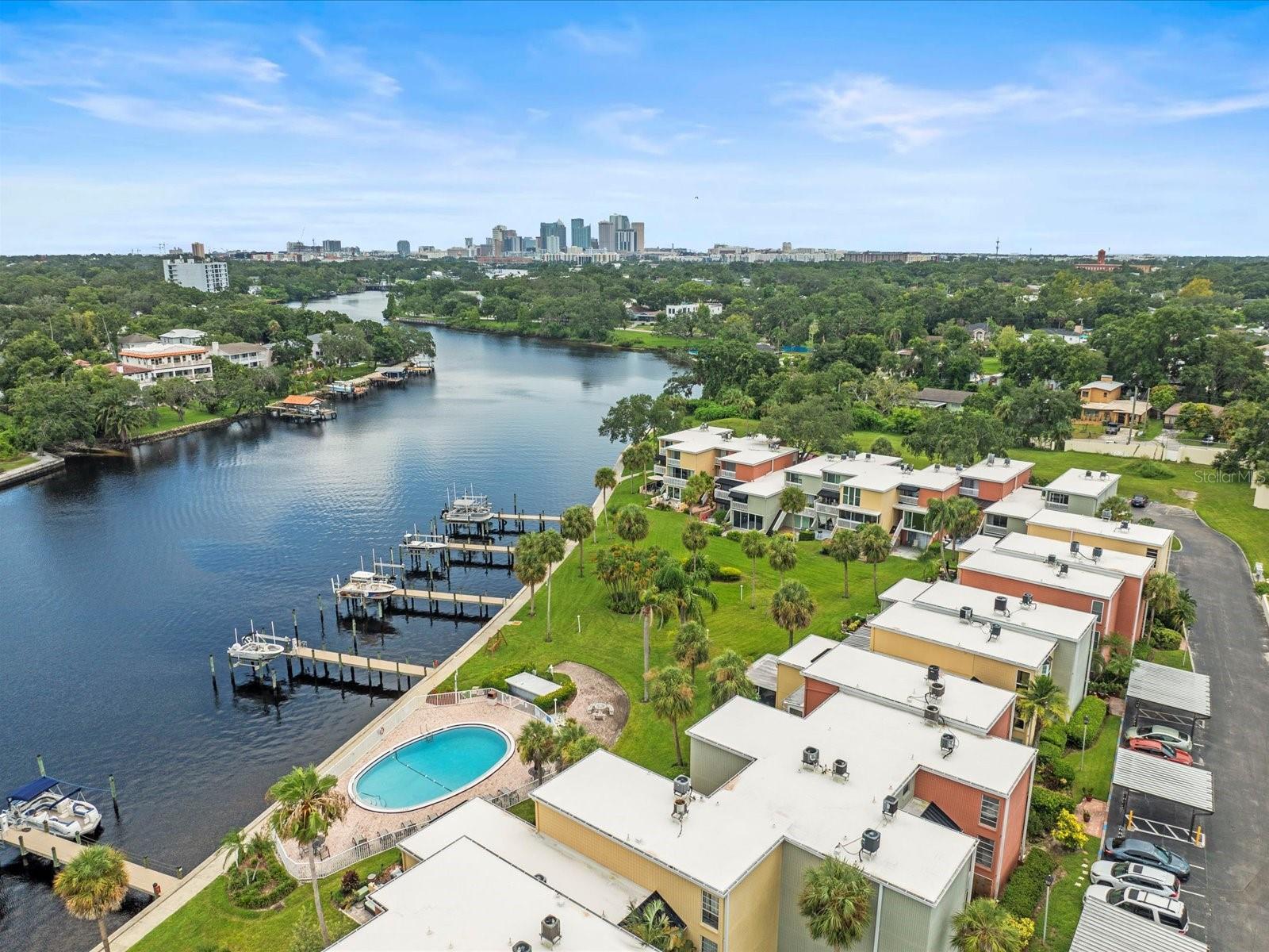 Image 3 of 36 For 2424 Tampa Bay Boulevard A109