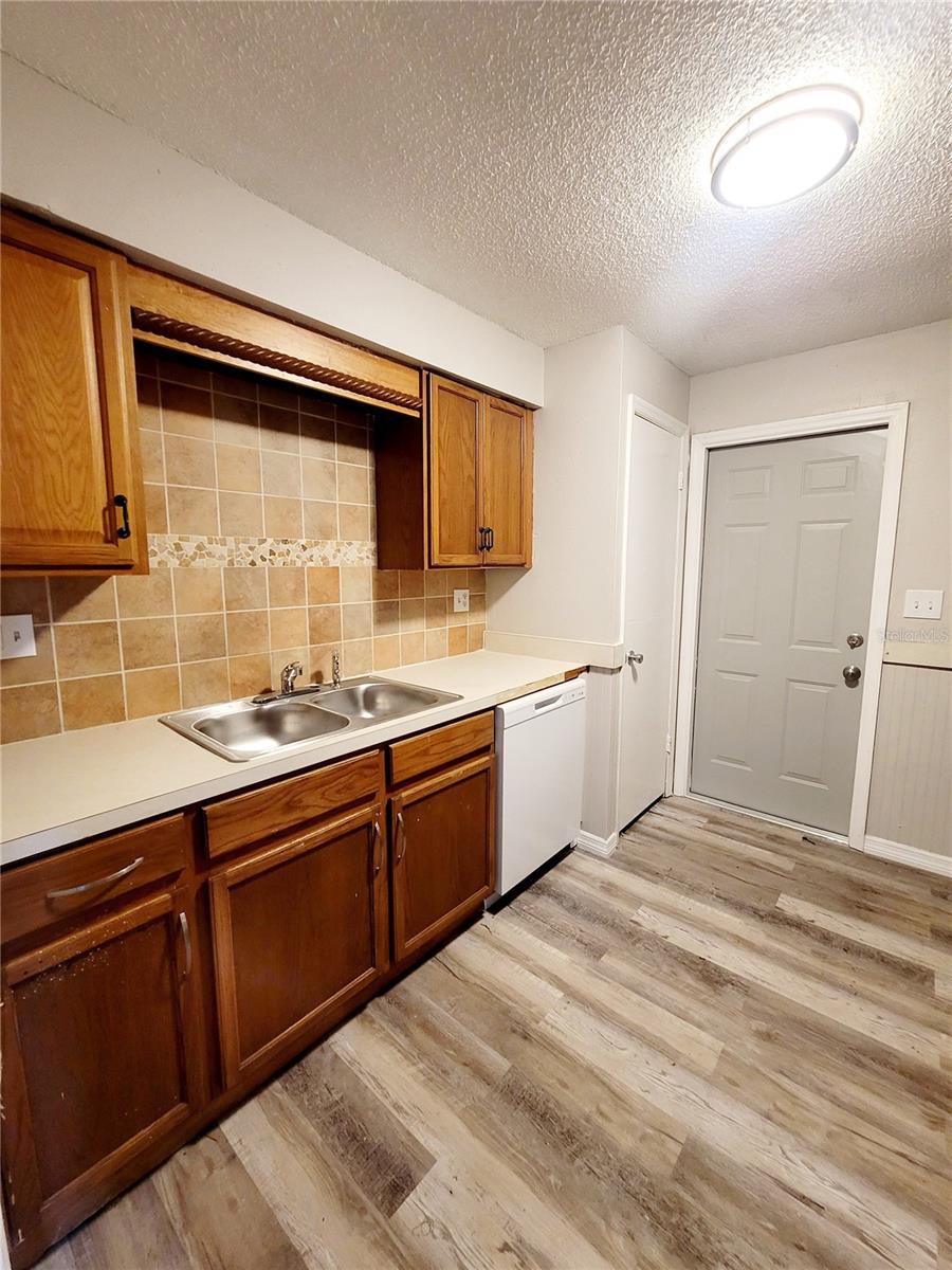 Image 7 of 16 For 4509 Collins Road