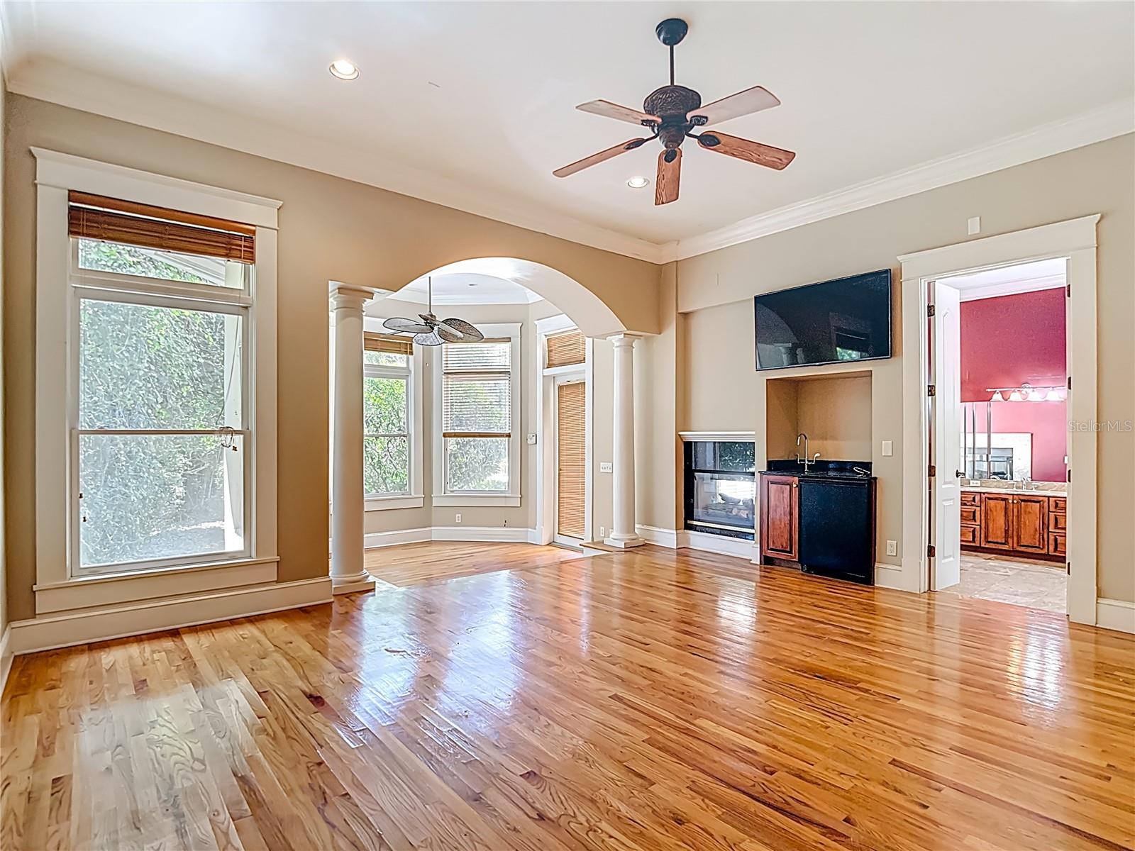 Listing photo id 41 for 7732 Mobley Road
