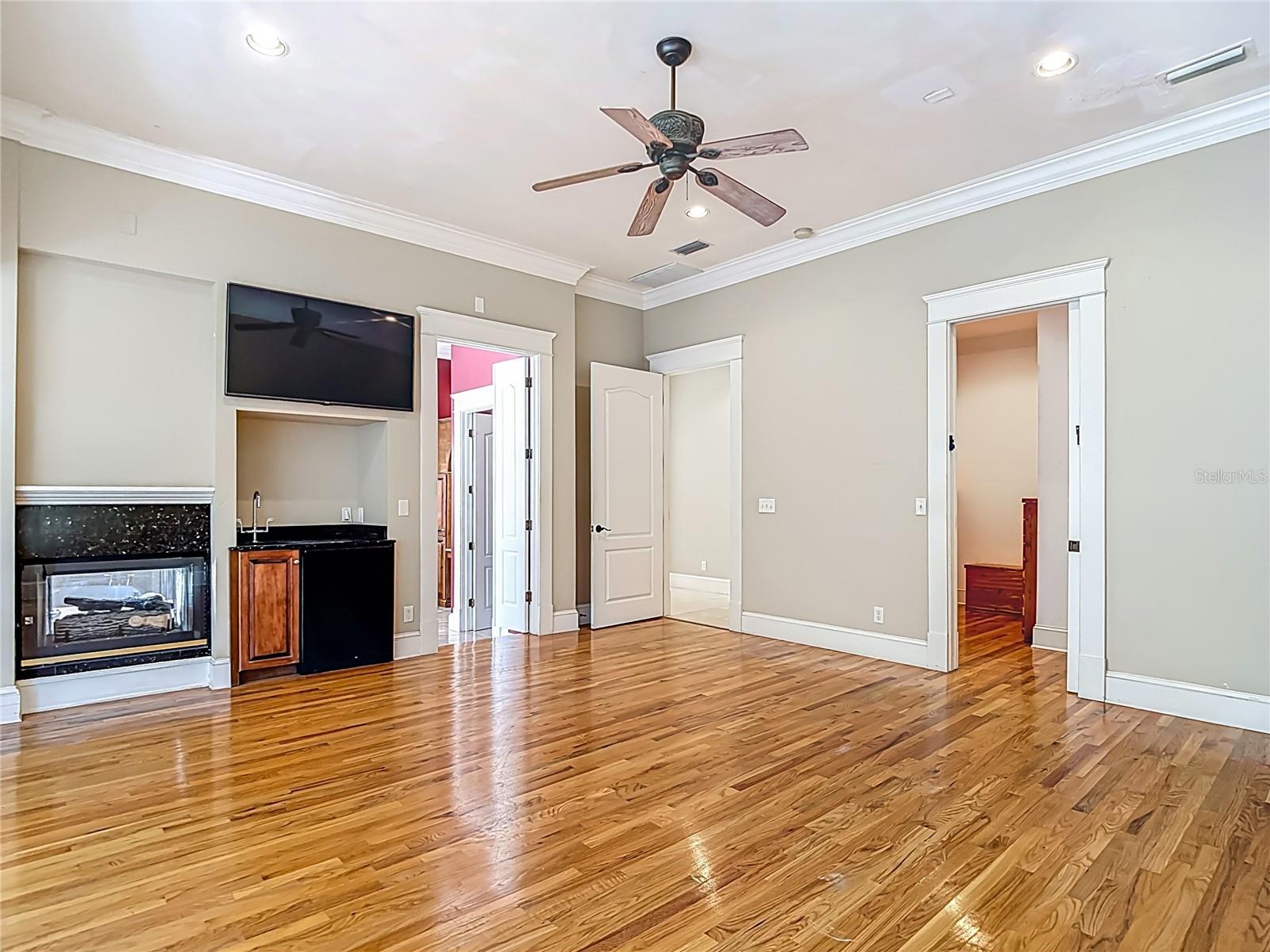 Listing photo id 42 for 7732 Mobley Road