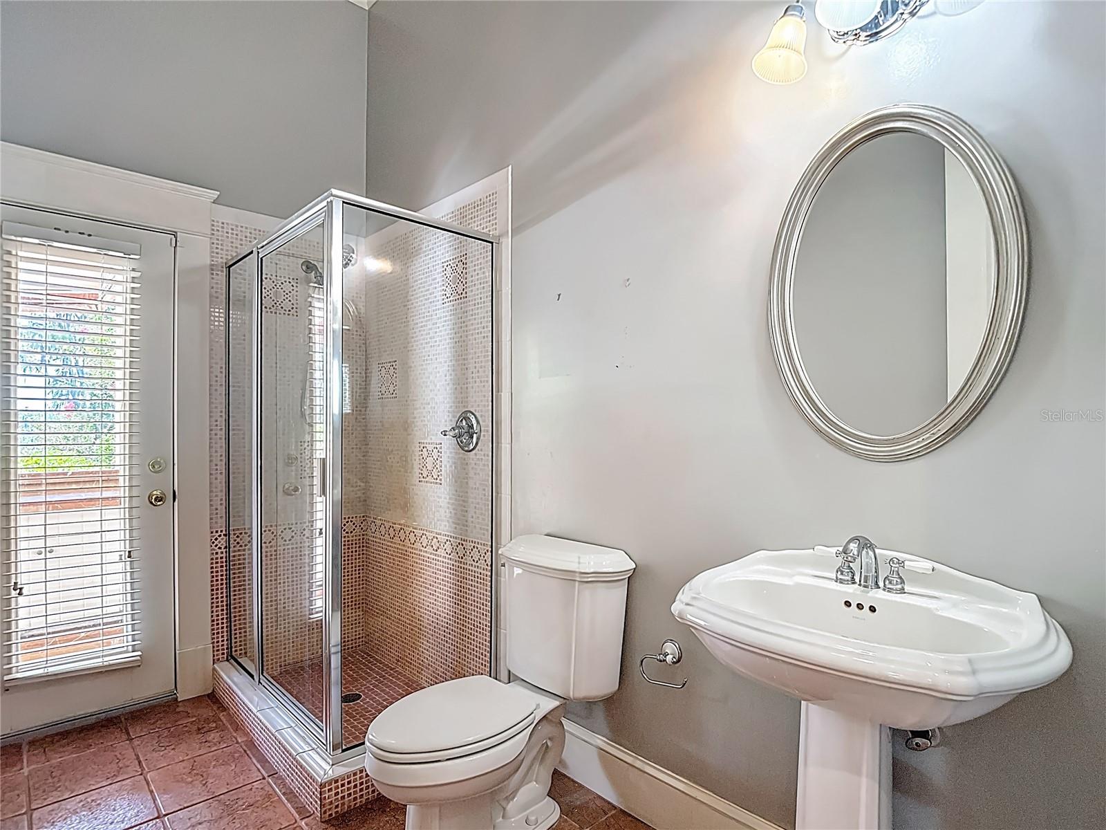 Listing photo id 58 for 7732 Mobley Road