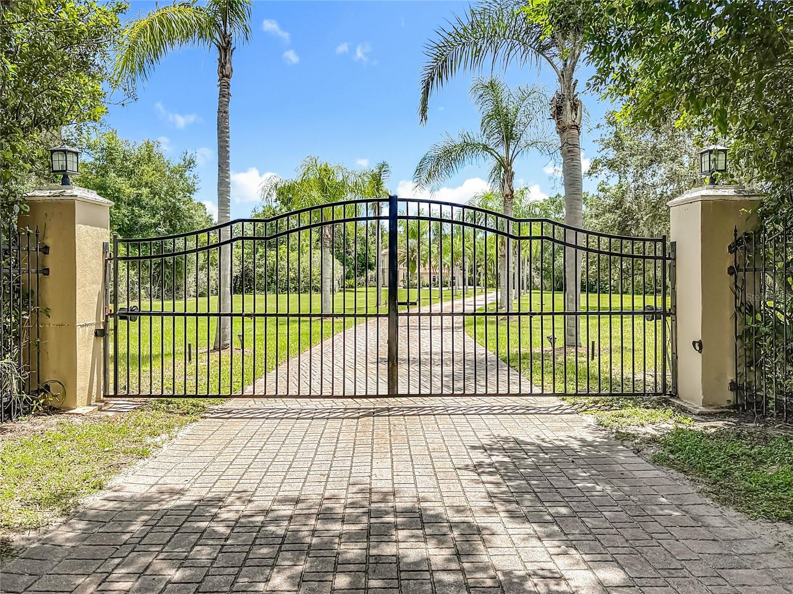 Listing photo id 5 for 7732 Mobley Road