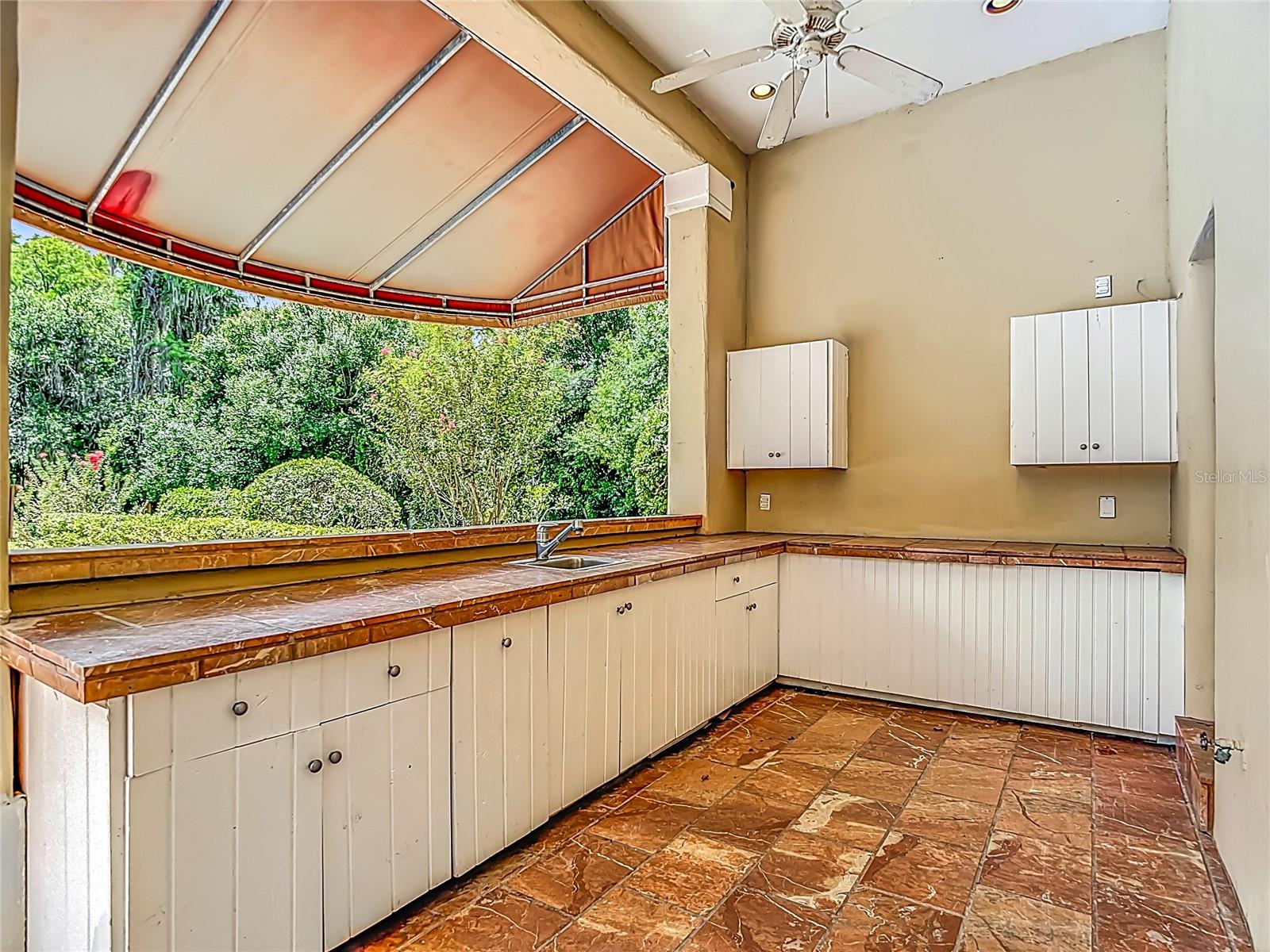 Listing photo id 78 for 7732 Mobley Road