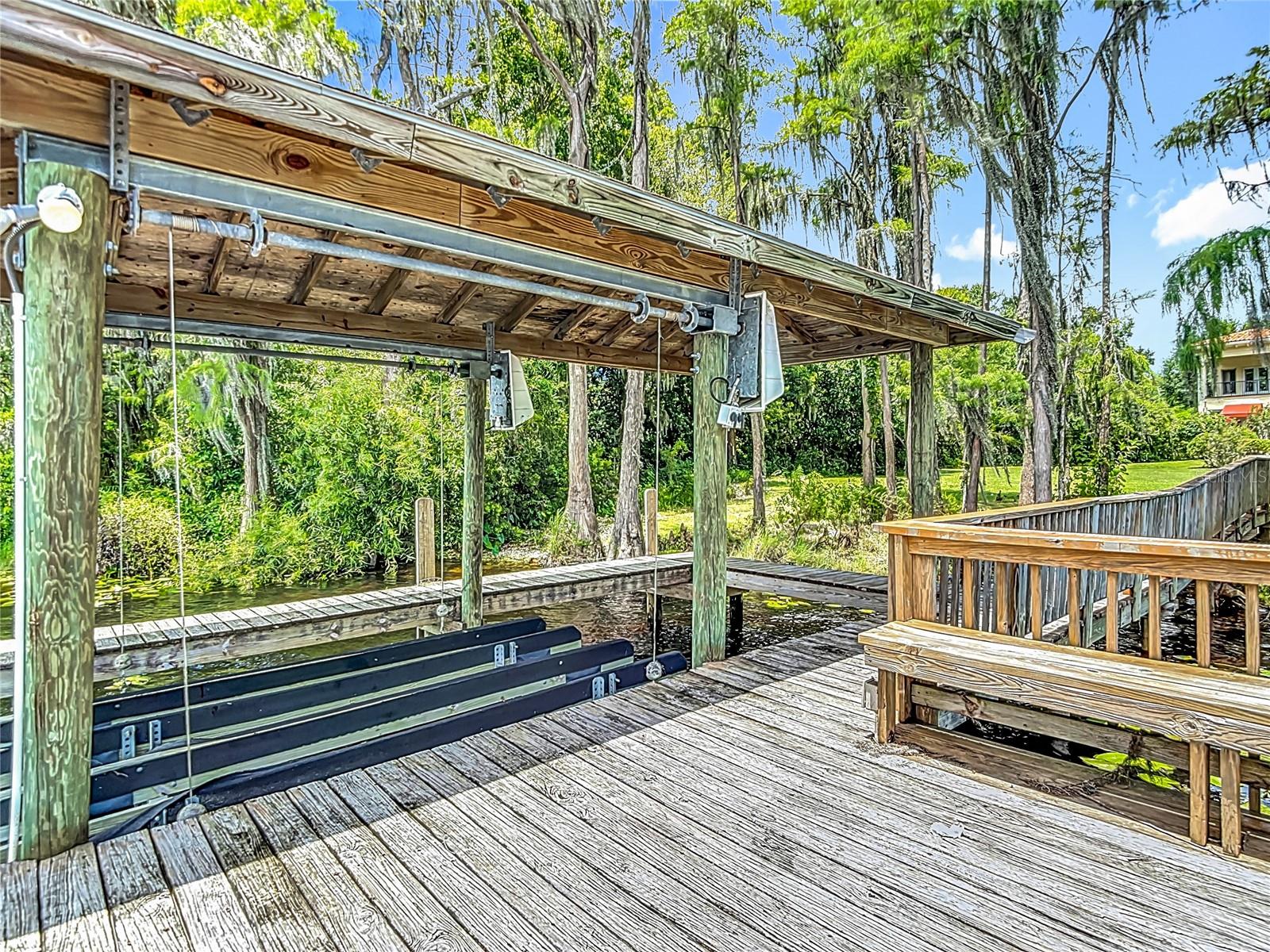 Listing photo id 89 for 7732 Mobley Road