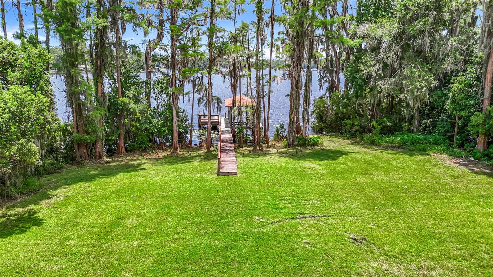 Listing photo id 92 for 7732 Mobley Road
