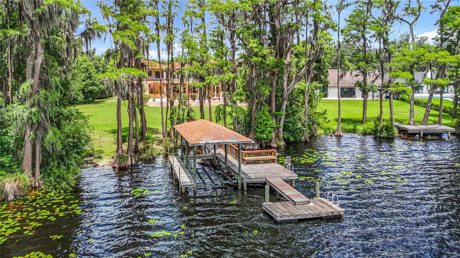 Listing photo id 93 for 7732 Mobley Road