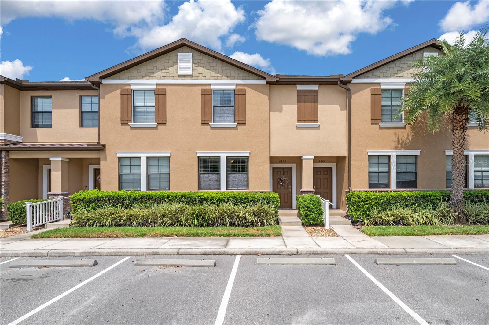 Details for 4423 Fennwood Court, WESLEY CHAPEL, FL 33543