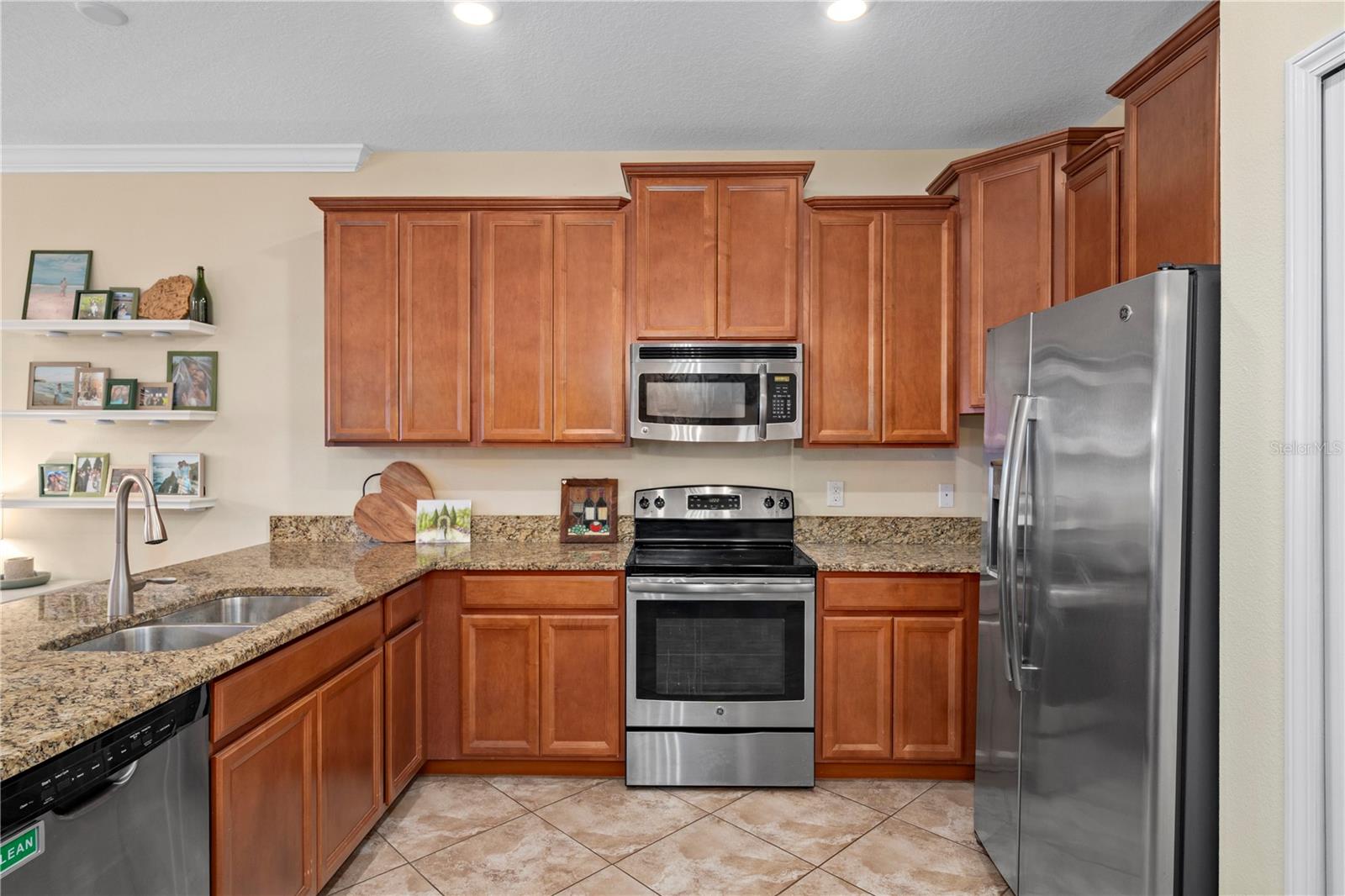 Image 16 of 51 For 4423 Fennwood Court