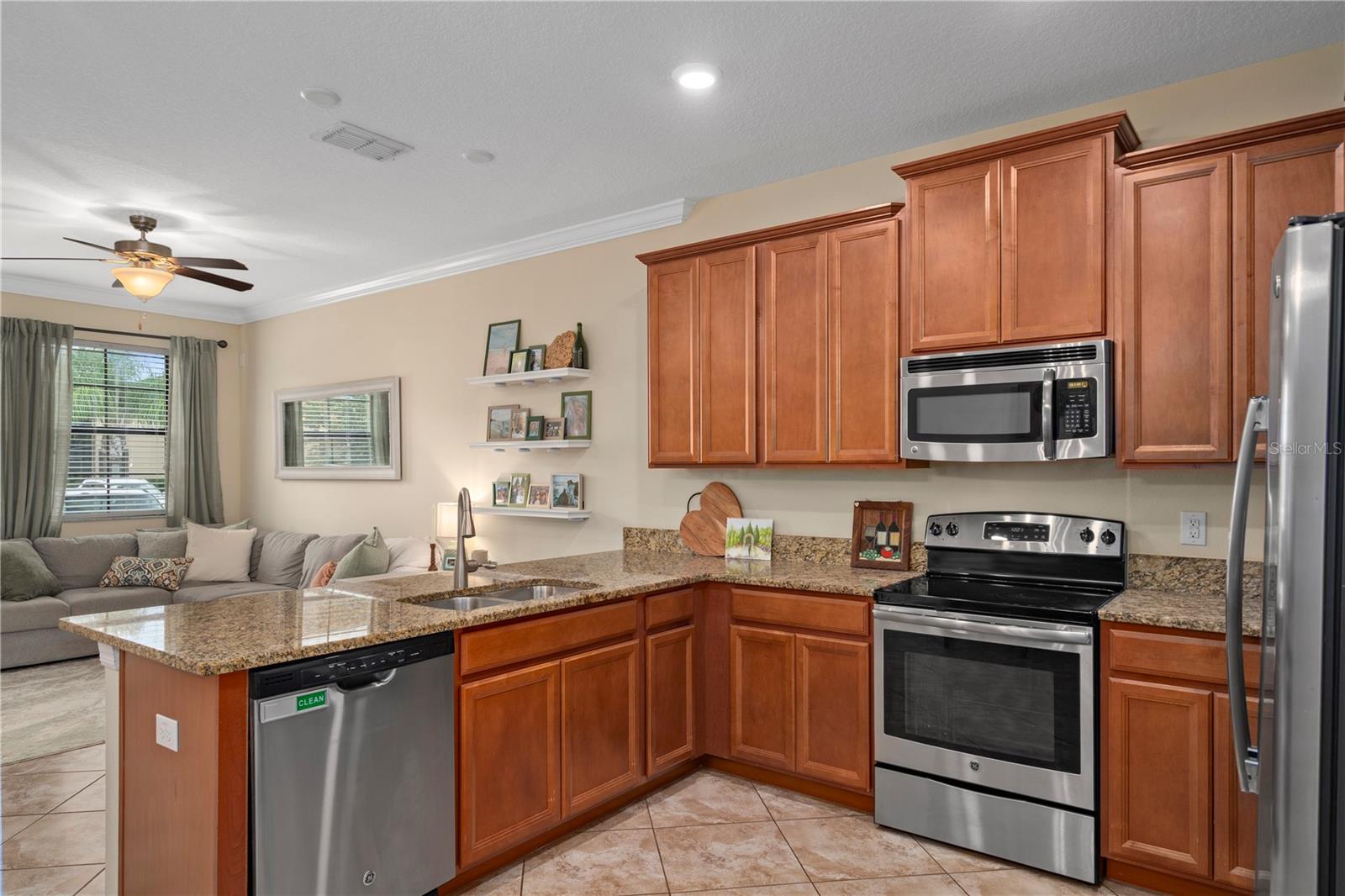 Image 18 of 51 For 4423 Fennwood Court