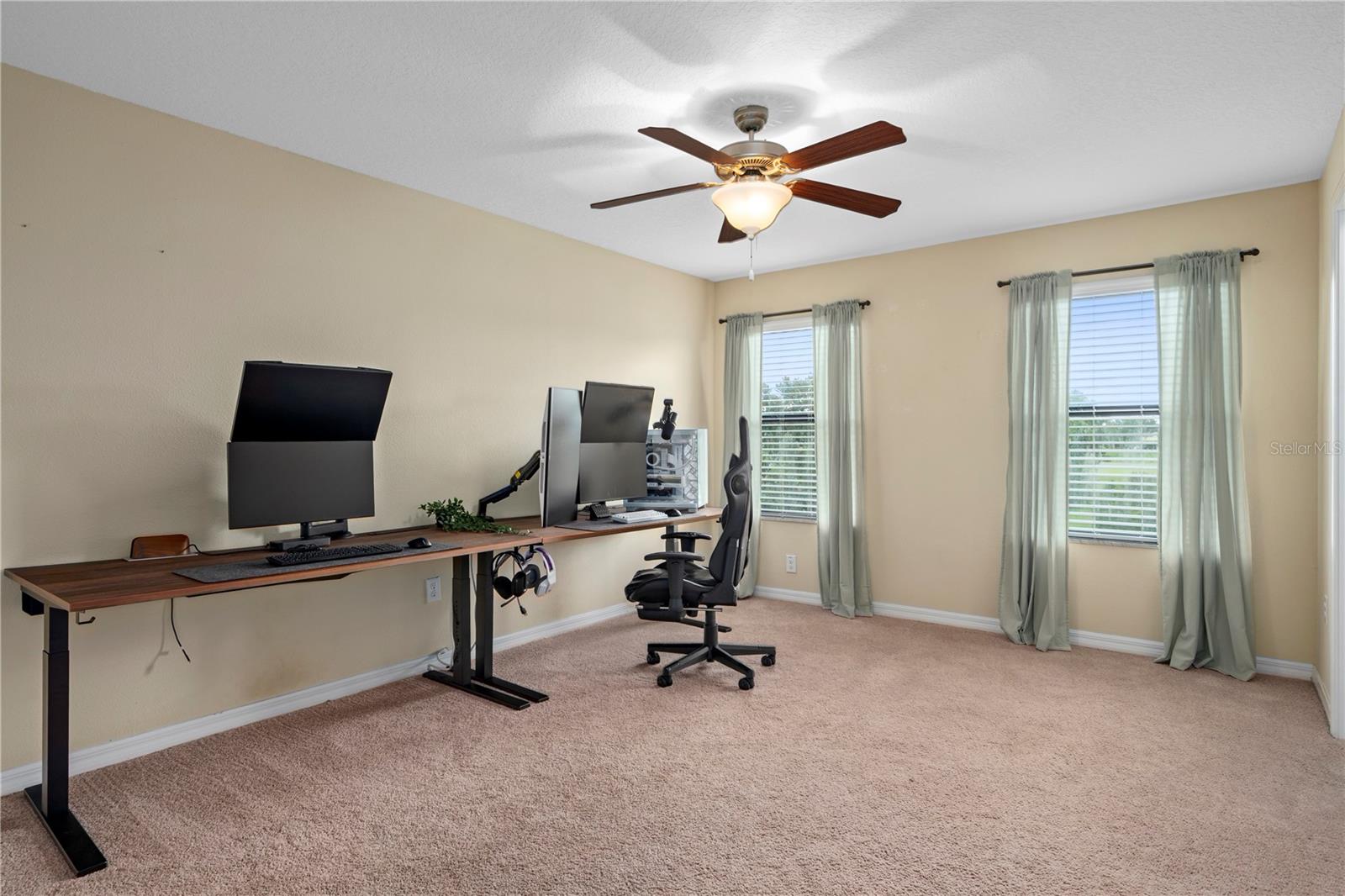 Image 33 of 51 For 4423 Fennwood Court
