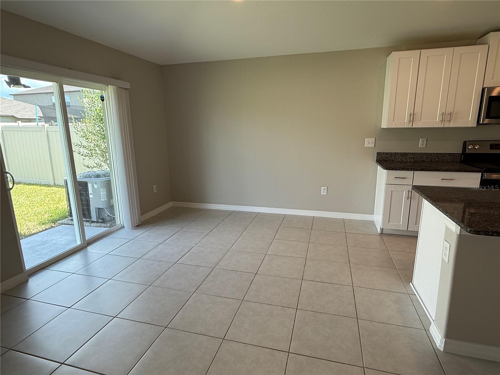 Image 7 of 28 For 15427 Miller Creek Drive