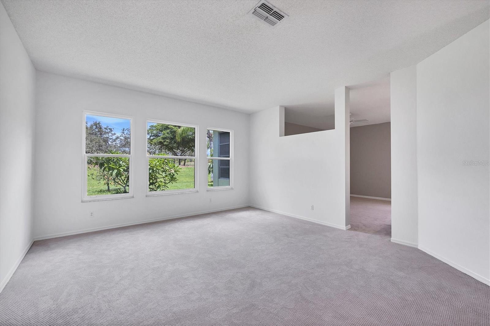 Image 11 of 46 For 4925 Thames Lane