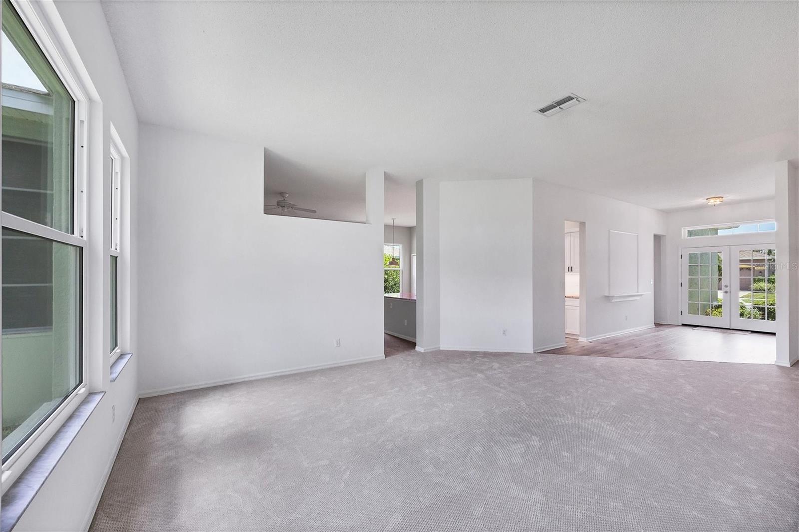Image 13 of 46 For 4925 Thames Lane