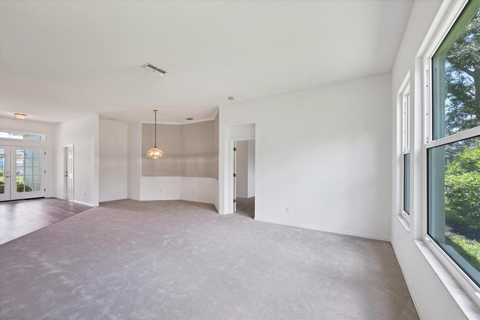 Image 14 of 46 For 4925 Thames Lane