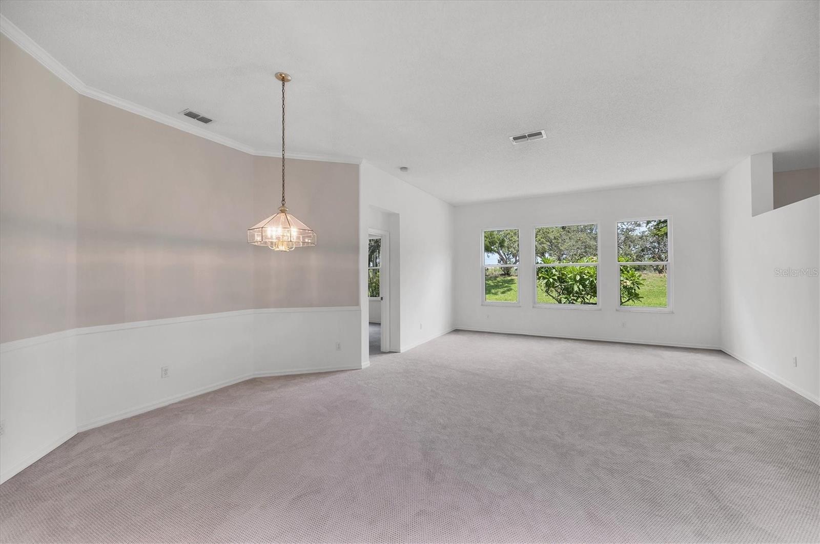 Image 16 of 46 For 4925 Thames Lane
