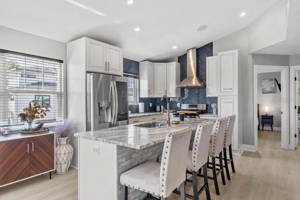 Image 11 of 42 For 14500 Bayshore Drive