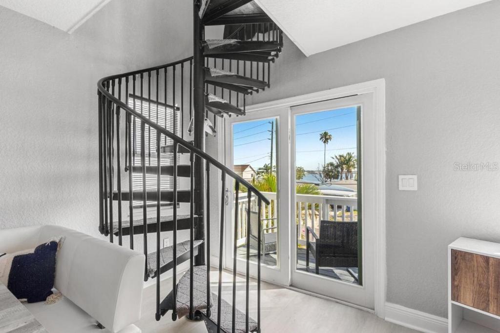 Image 20 of 42 For 14500 Bayshore Drive