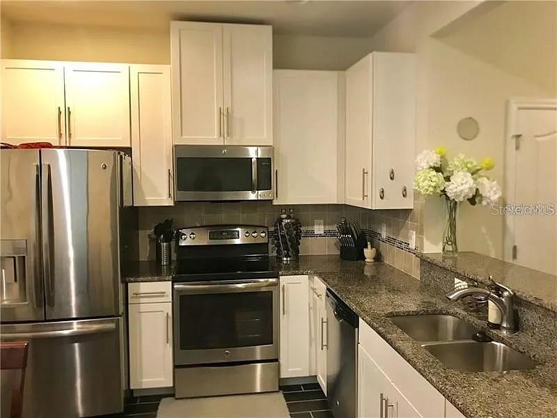 Image 2 of 15 For 5146 Bay Isle Circle