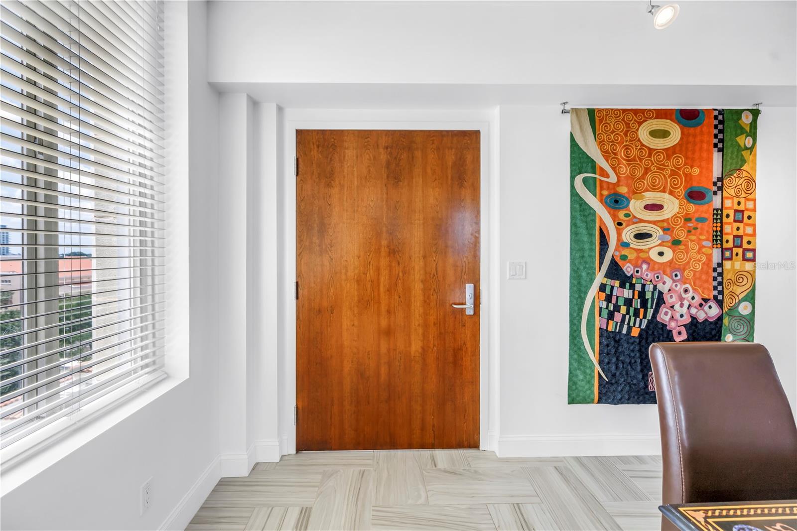 Image 33 of 74 For 405 Central Avenue 600