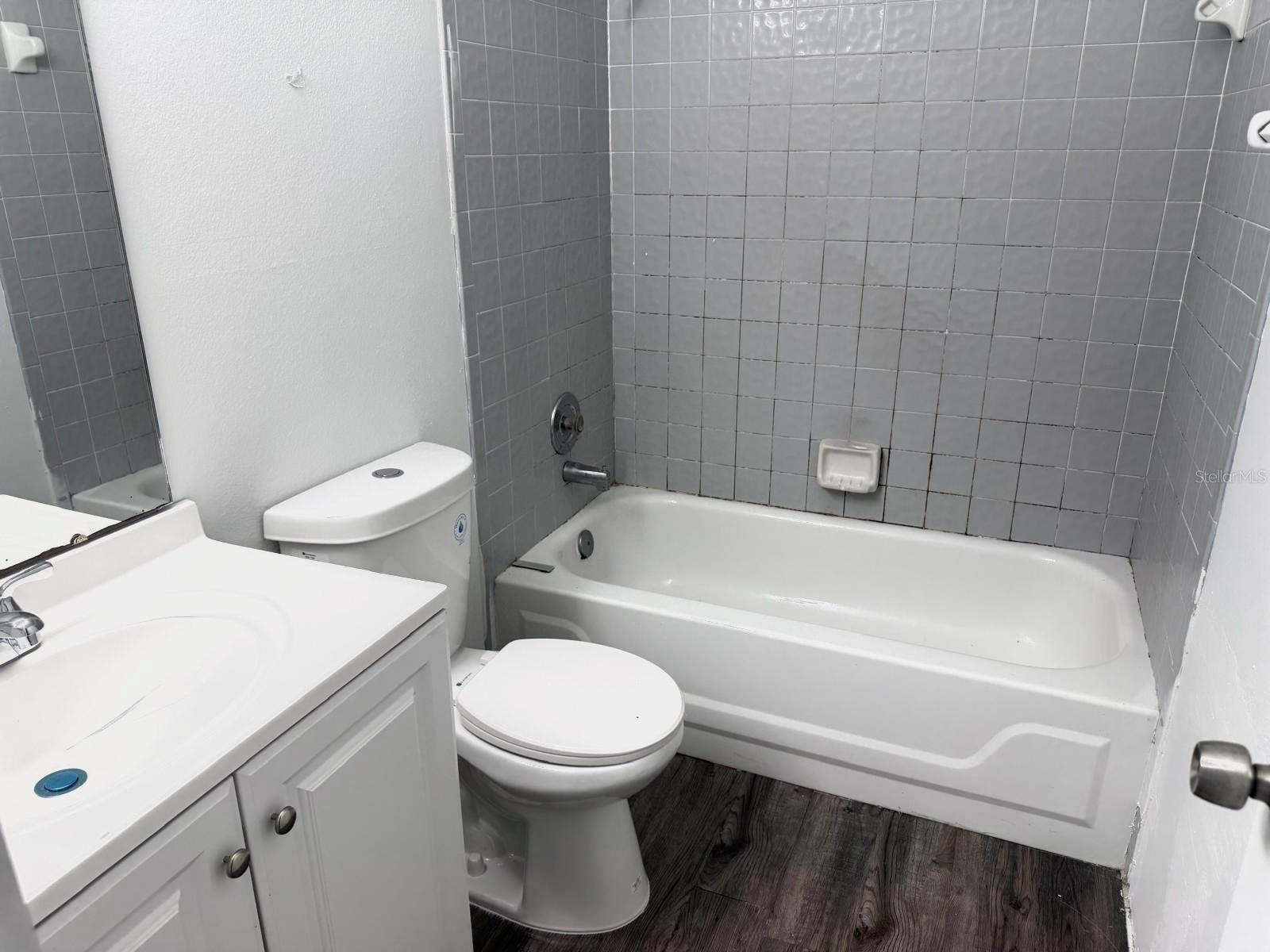 Image 6 of 7 For 4911 18th Street E