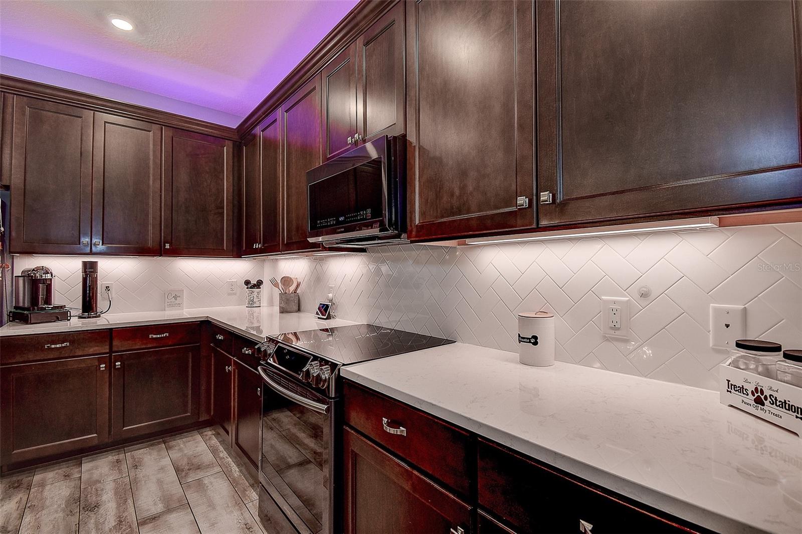 Image 22 of 39 For 12417 Sourwood Way