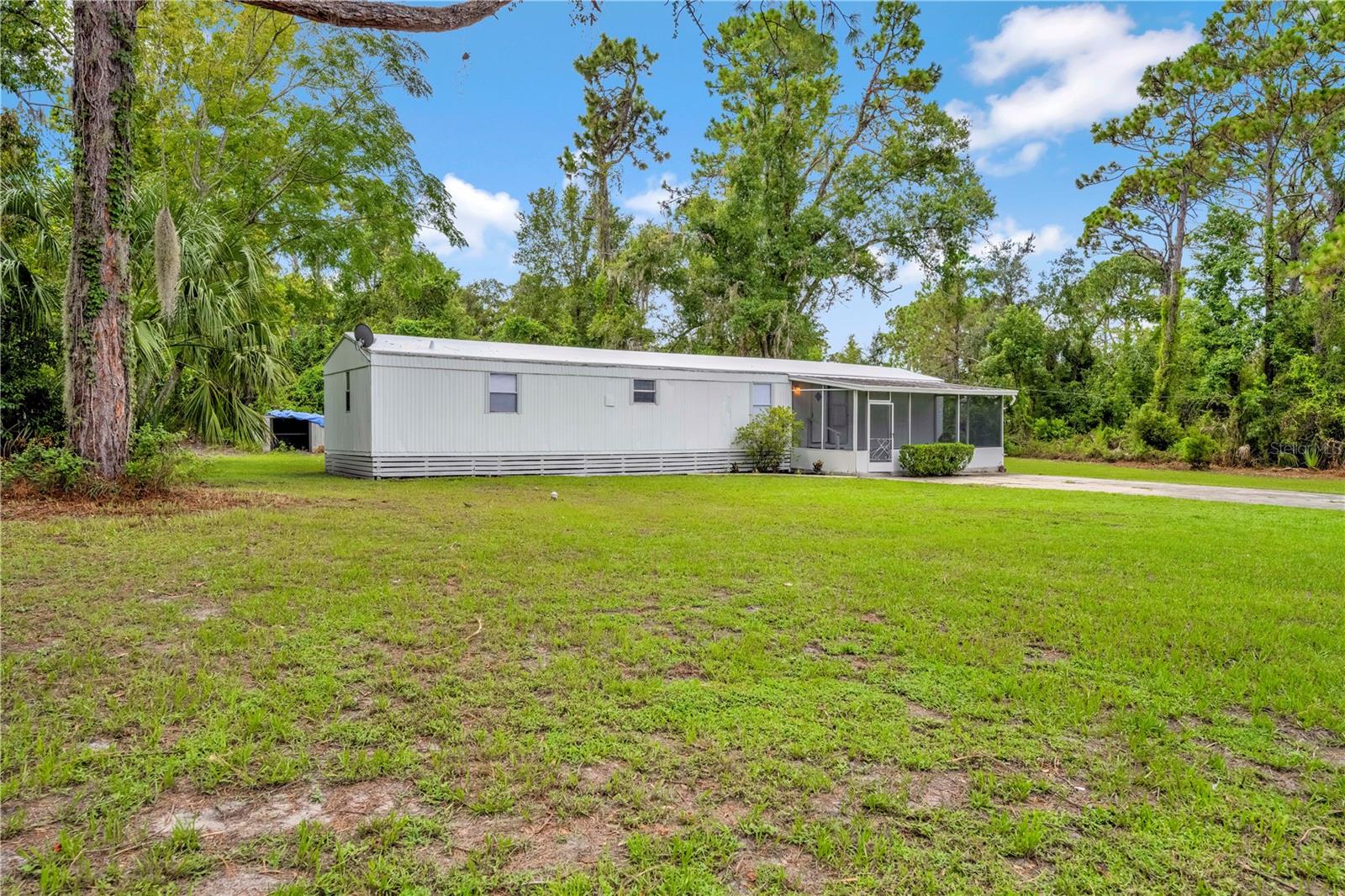 Image 22 of 25 For 8026 Rosella Court 6