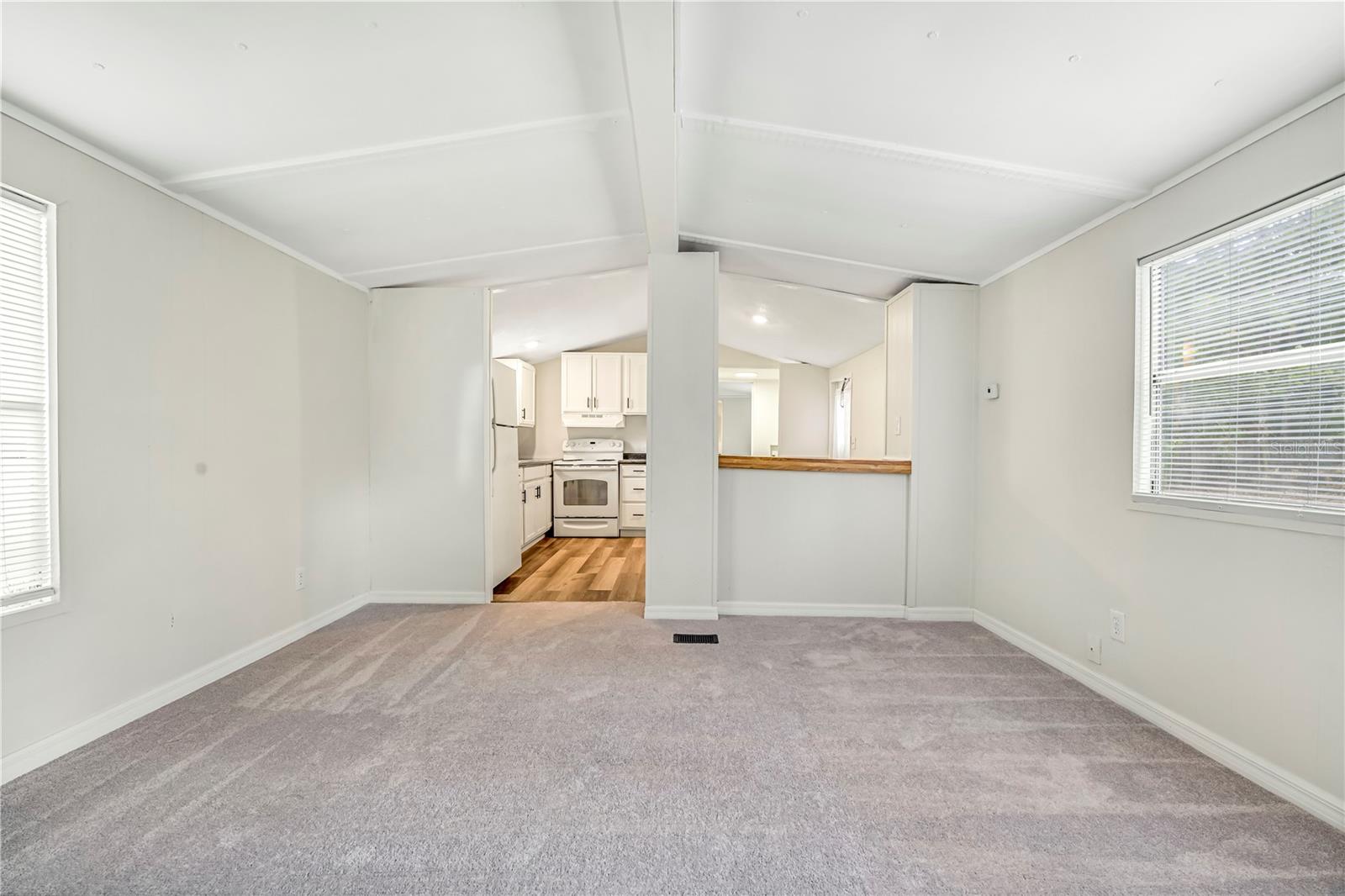 Image 8 of 25 For 8026 Rosella Court 6