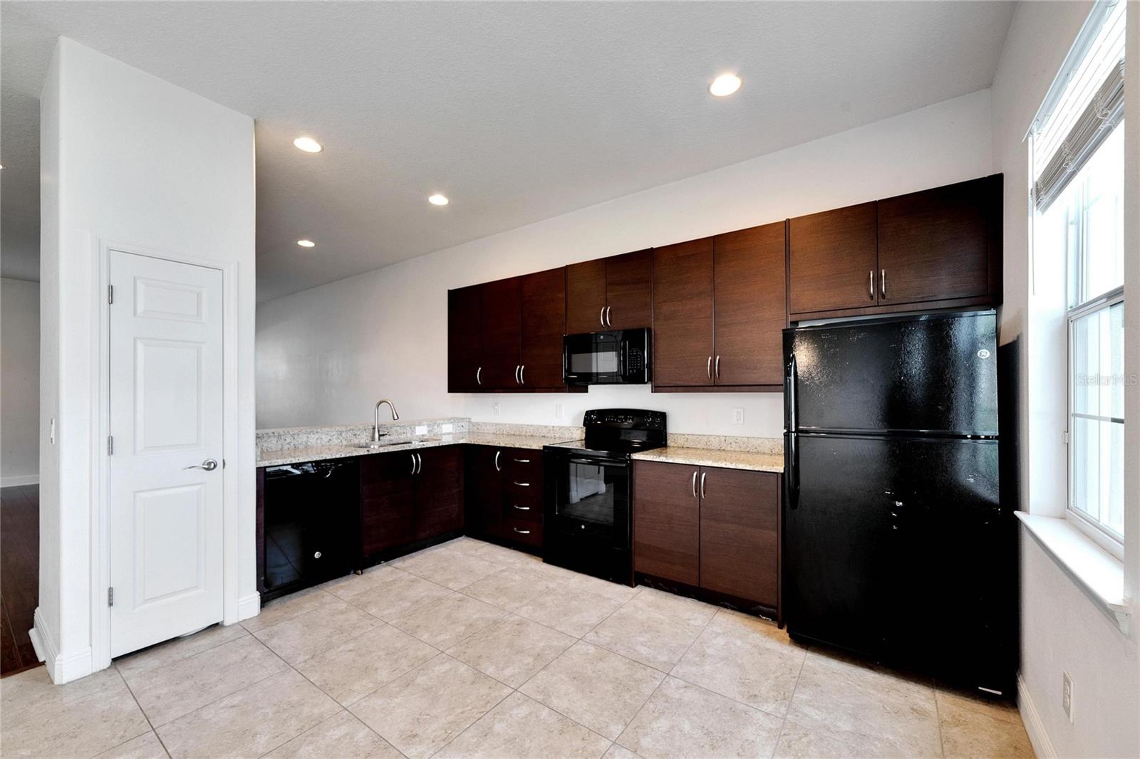 Image 10 of 30 For 2138 1st Avenue N