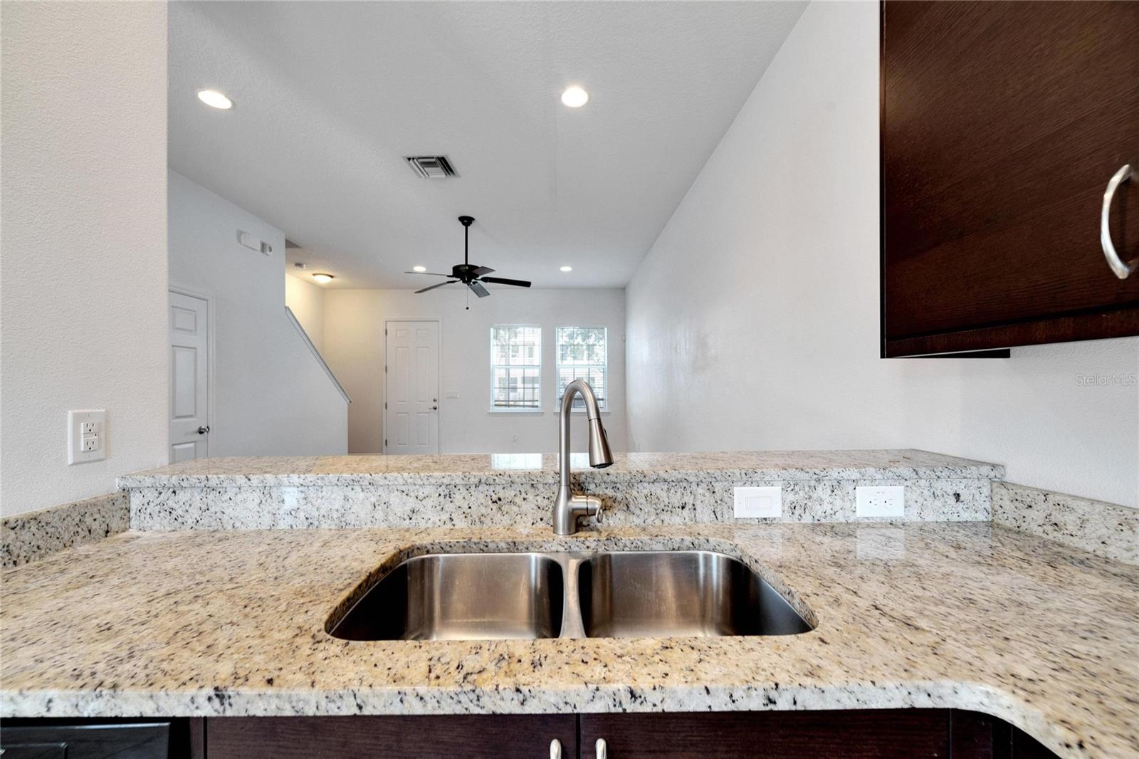 Image 12 of 30 For 2138 1st Avenue N
