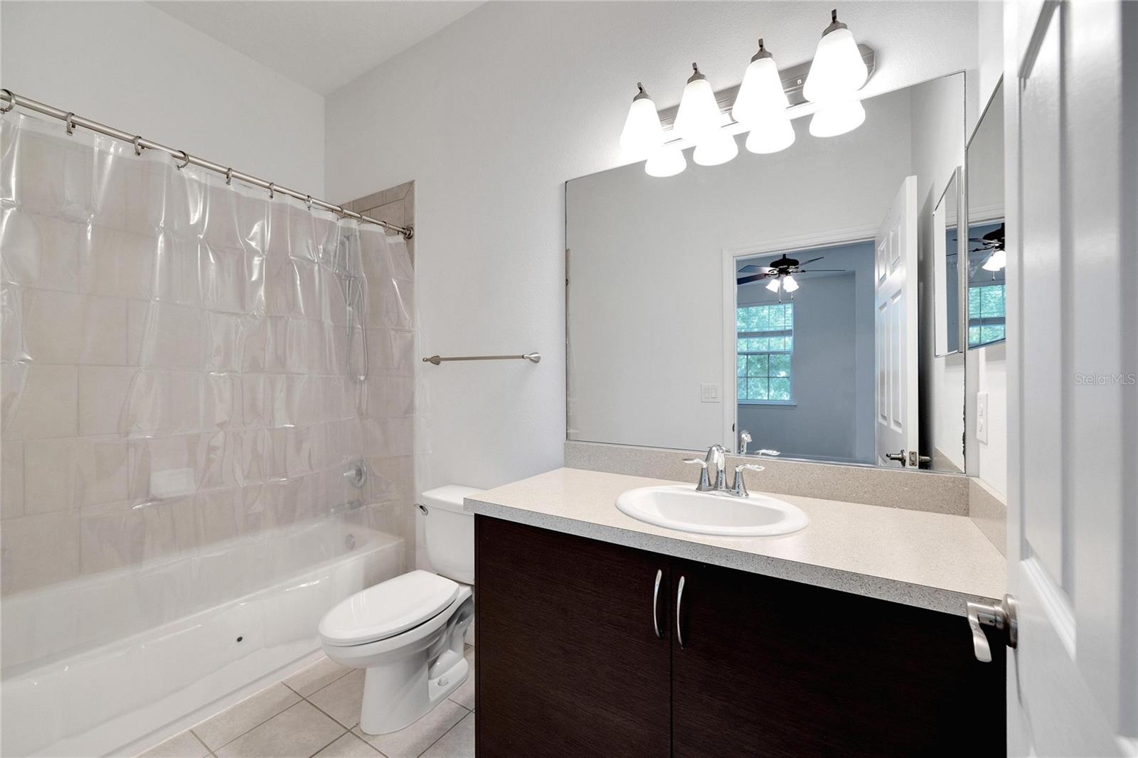 Image 18 of 30 For 2138 1st Avenue N