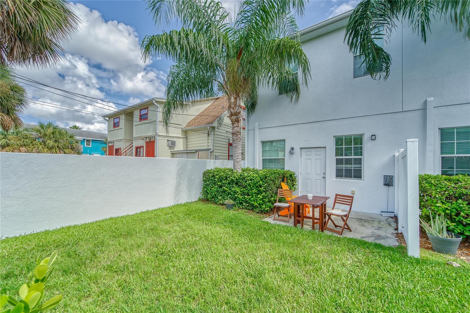 Image 21 of 30 For 2138 1st Avenue N