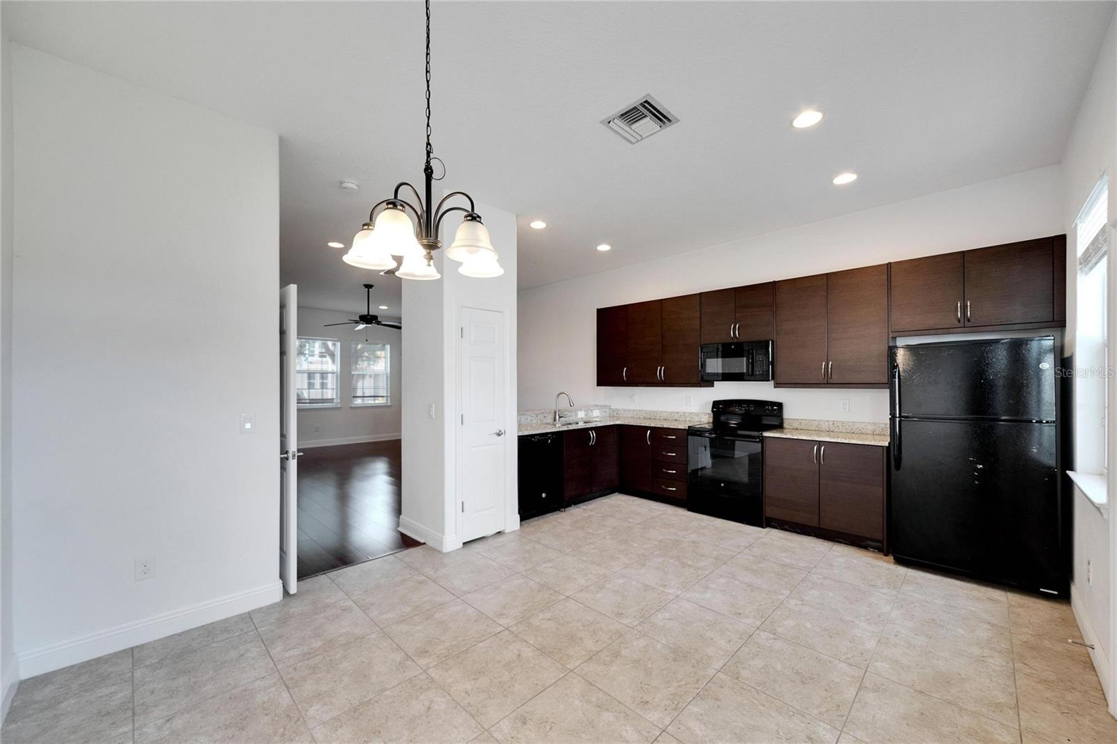 Image 8 of 30 For 2138 1st Avenue N