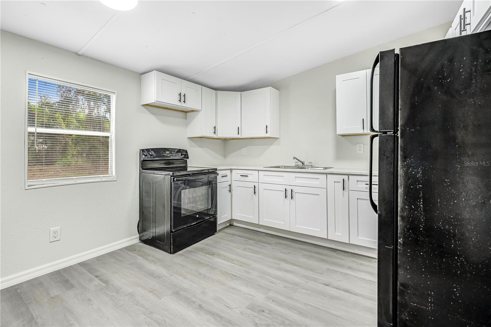 Image 11 of 22 For 8025 Rosella Court 5