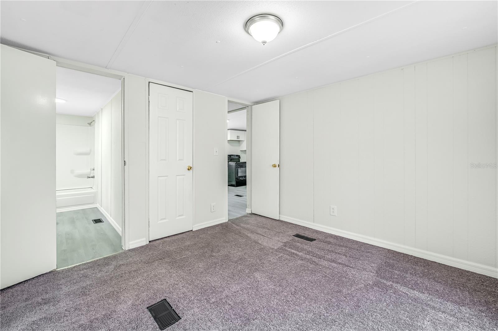 Image 14 of 22 For 8025 Rosella Court 5