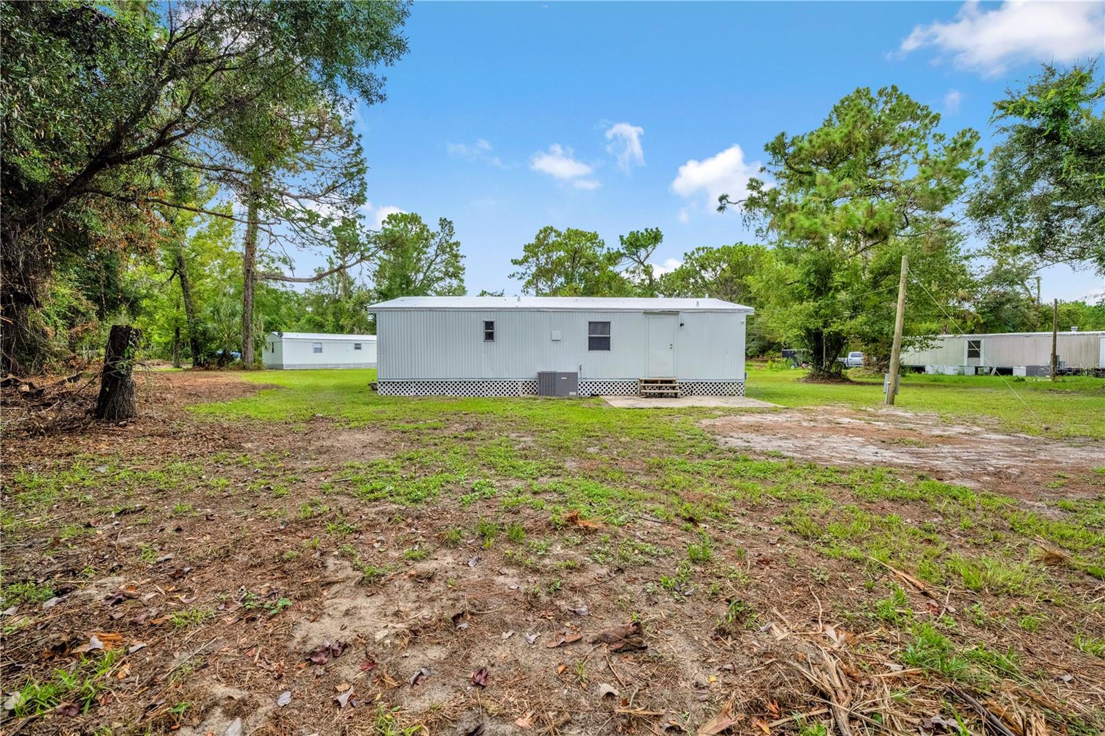 Image 19 of 22 For 8025 Rosella Court 5