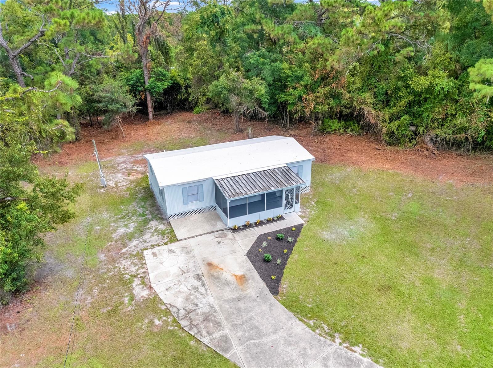 Image 21 of 22 For 8025 Rosella Court 5