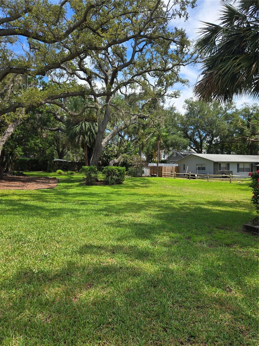 Image 5 of 10 For 236 Pinecrest Drive