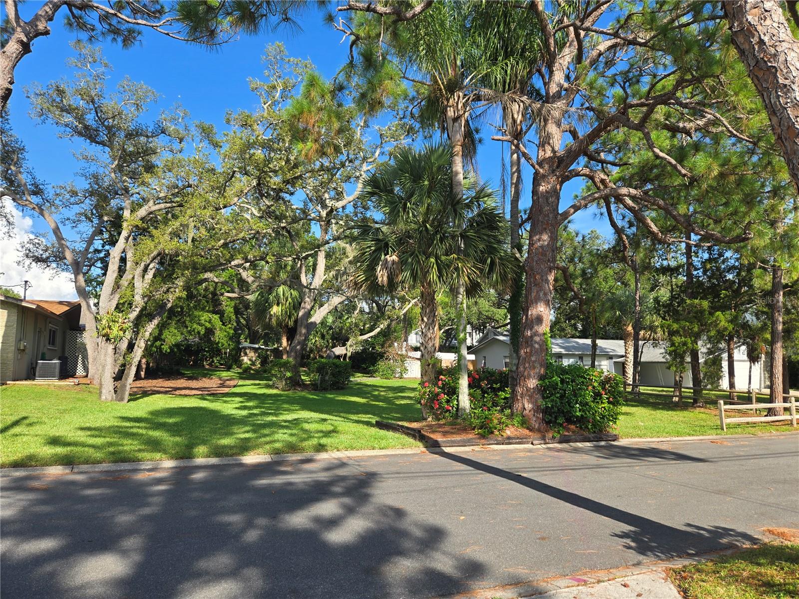 Image 9 of 10 For 236 Pinecrest Drive