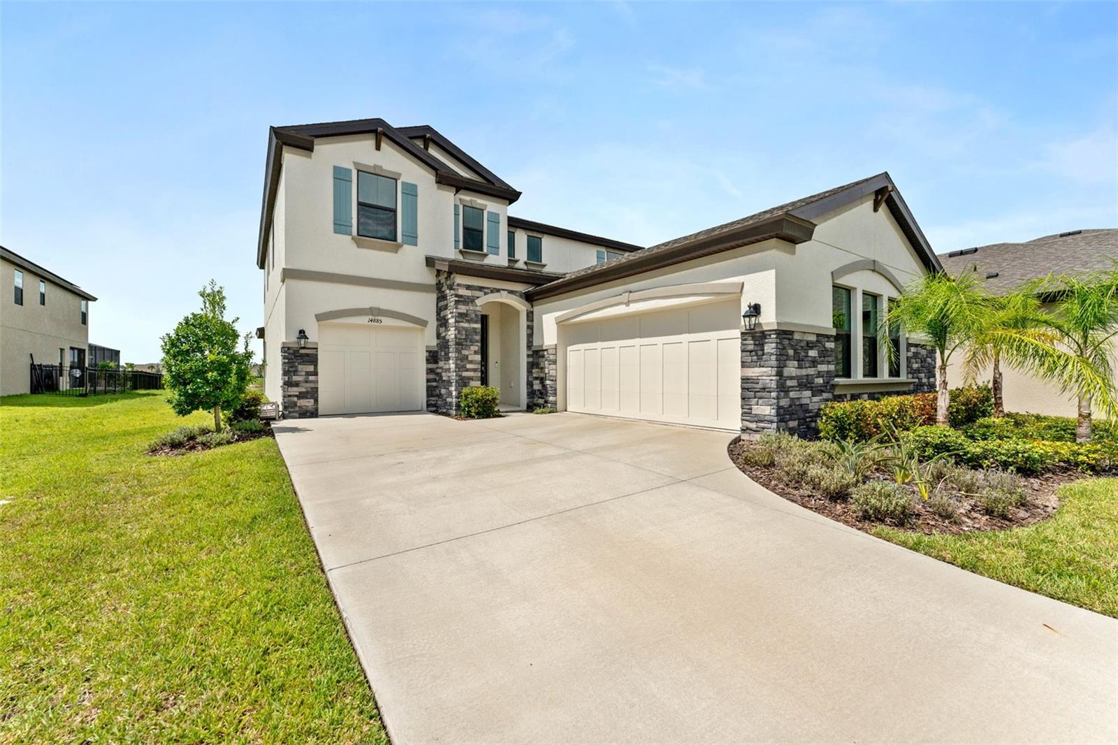 Image 3 of 51 For 14885 Paddock Pond Avenue