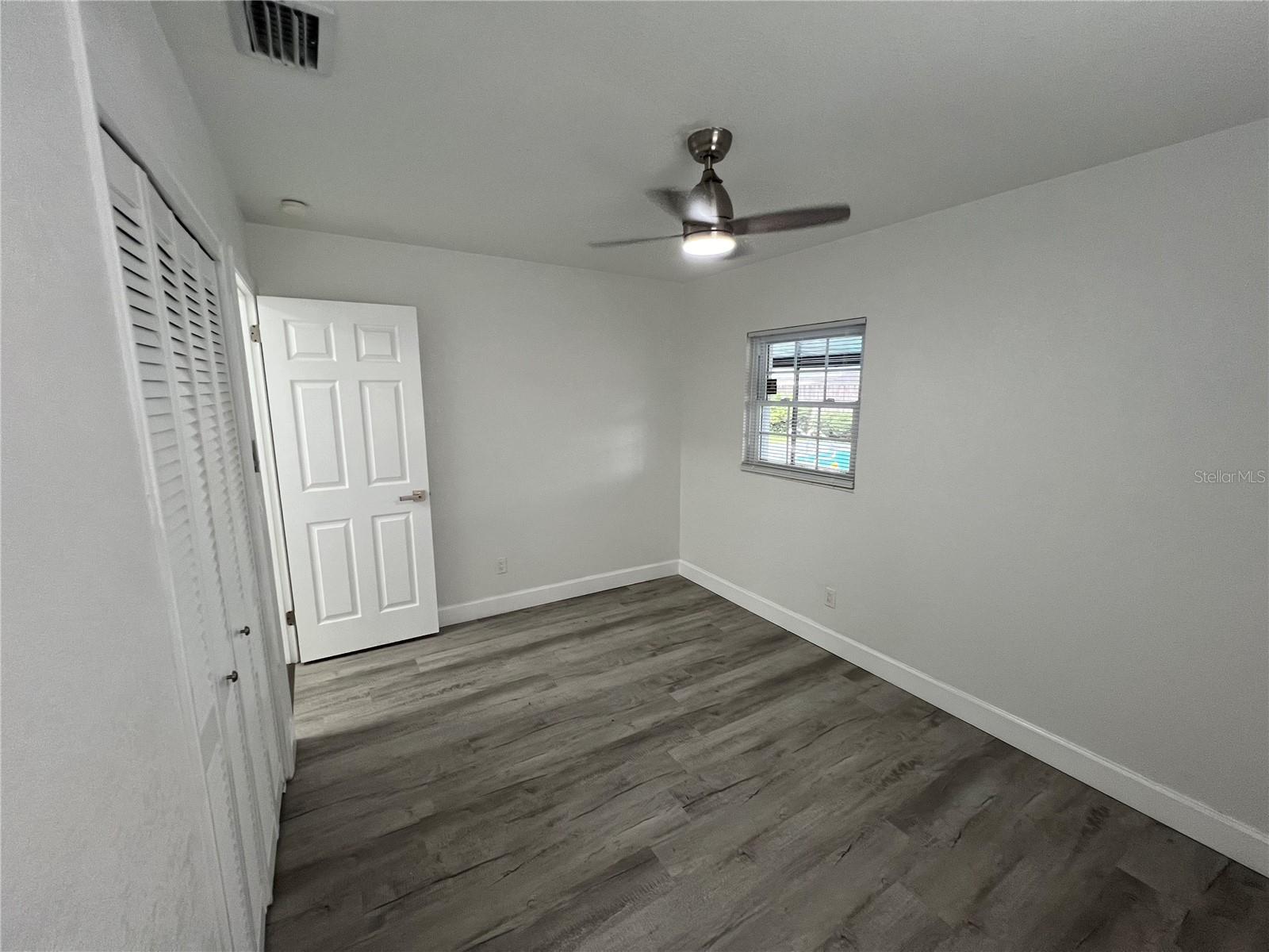 Image 10 of 28 For 7703 Hiawatha Street