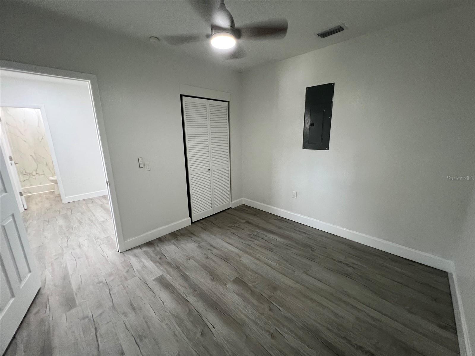 Image 22 of 28 For 7703 Hiawatha Street