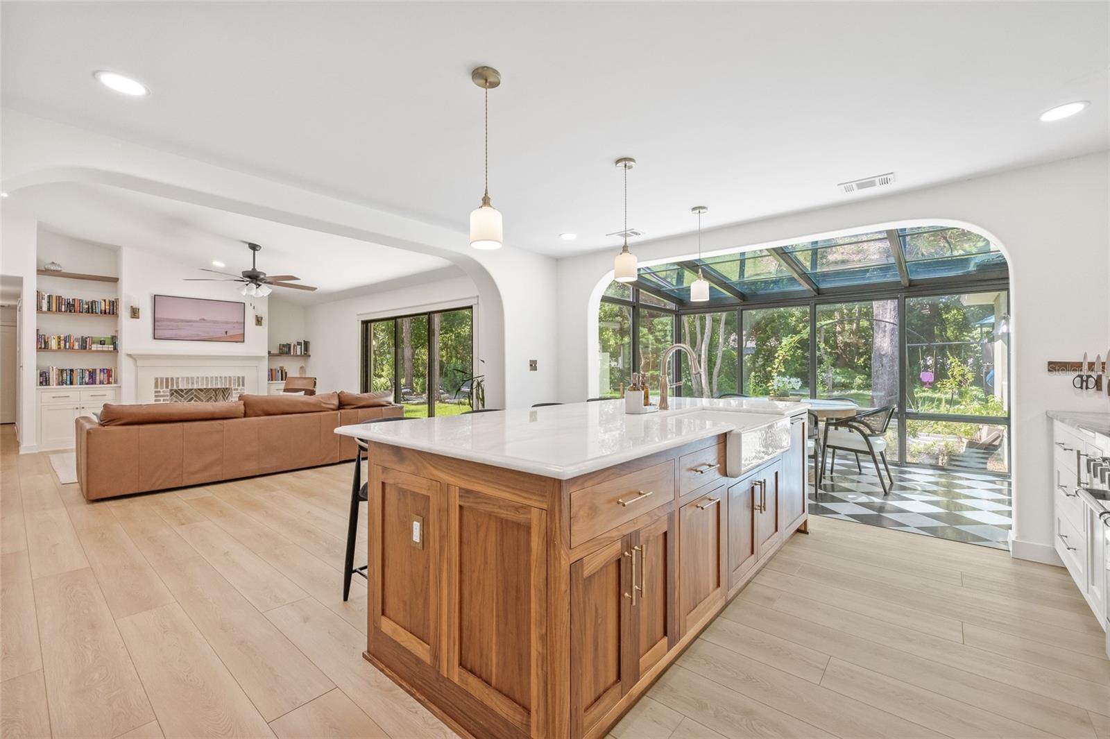 Image 13 of 69 For 17908 Pepper Tree Lane