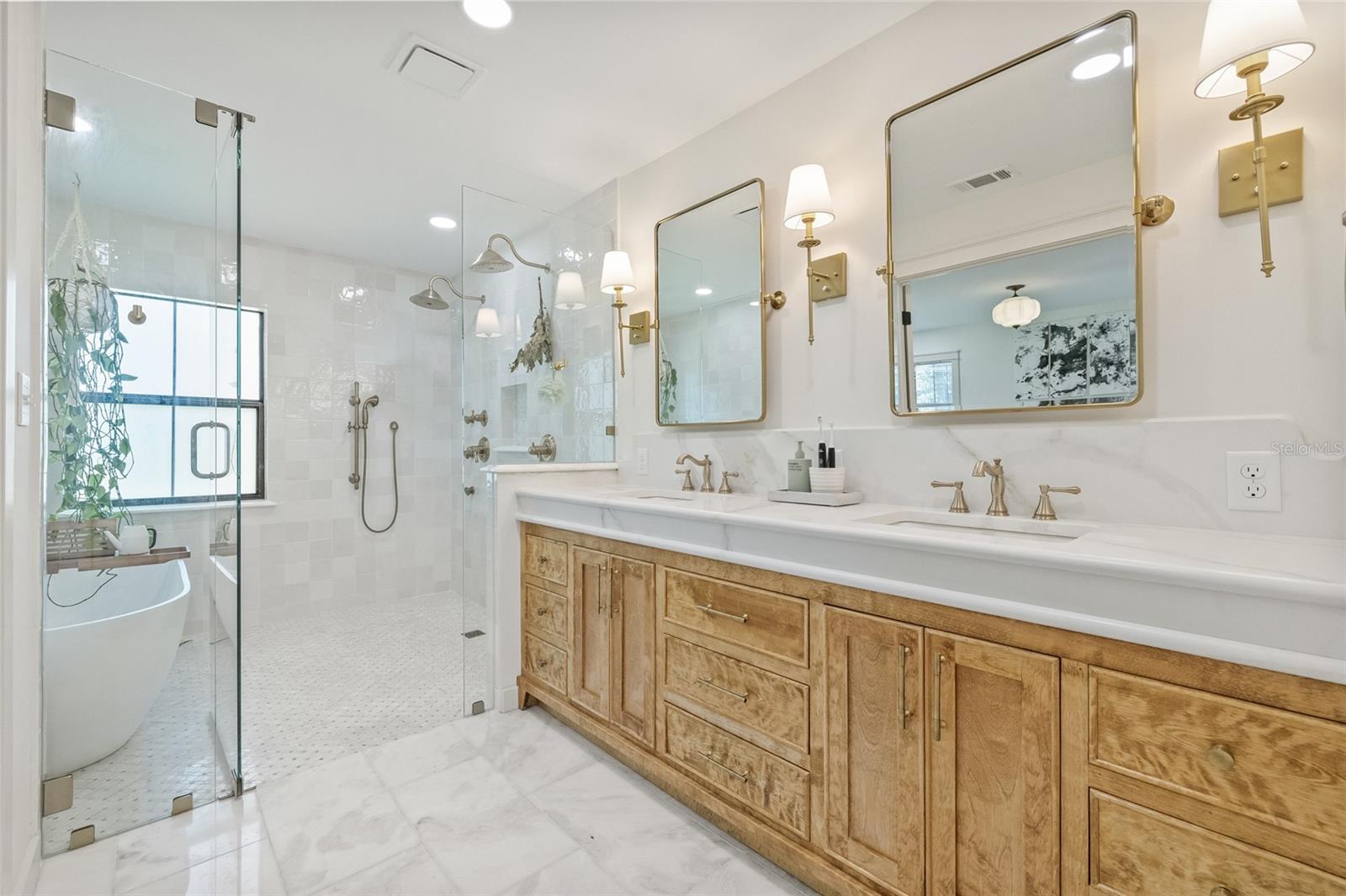 Image 33 of 69 For 17908 Pepper Tree Lane
