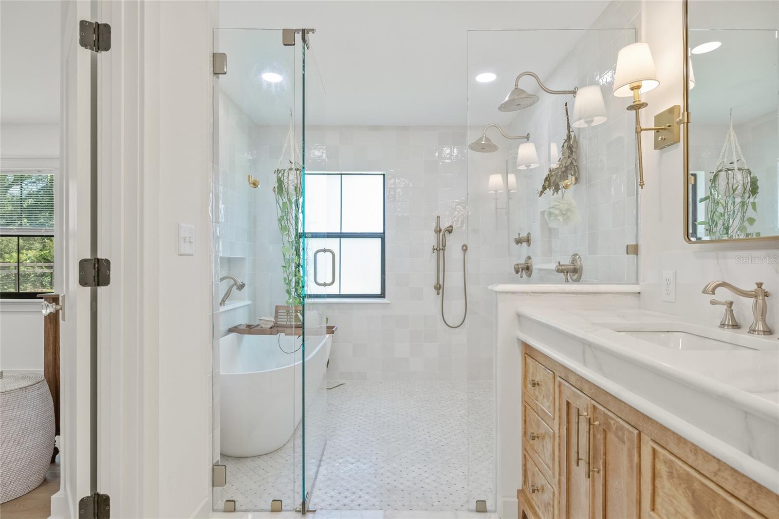 Image 34 of 69 For 17908 Pepper Tree Lane
