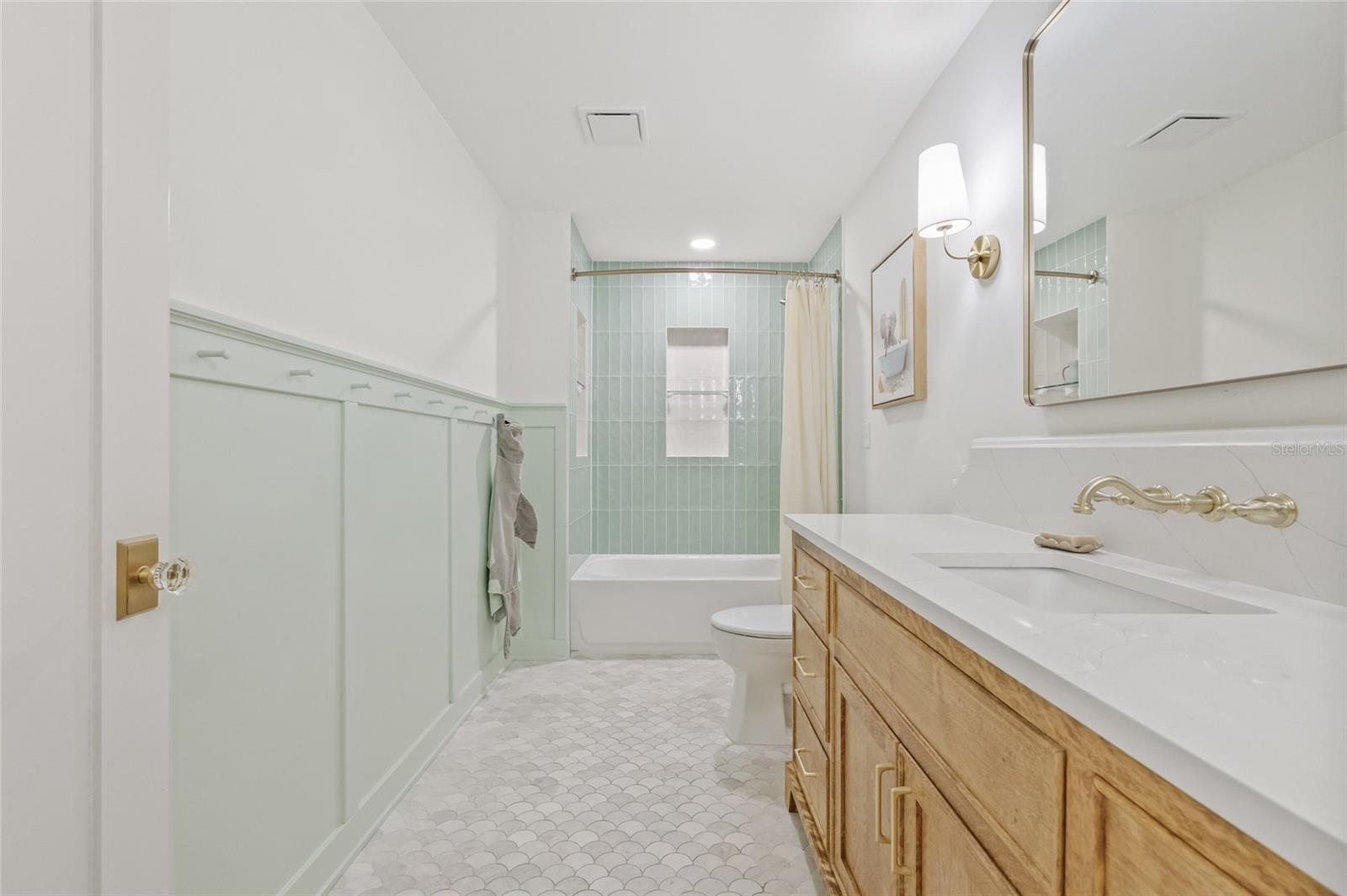 Image 47 of 69 For 17908 Pepper Tree Lane