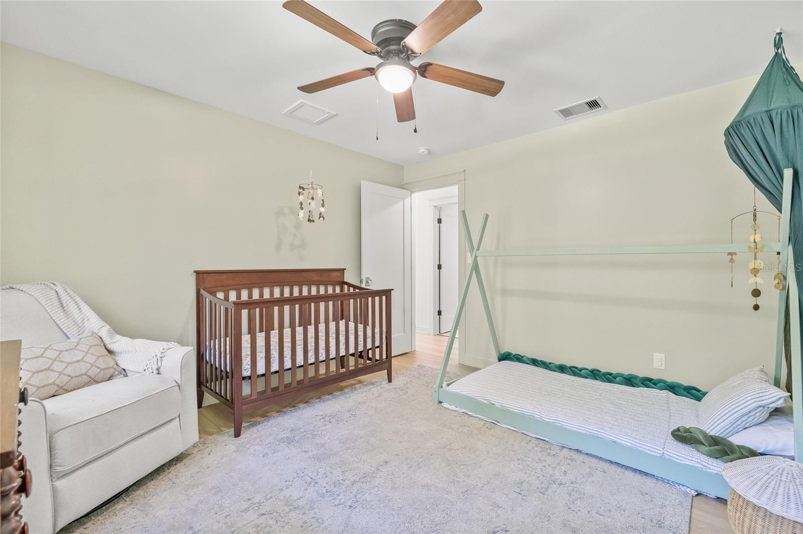 Image 49 of 69 For 17908 Pepper Tree Lane